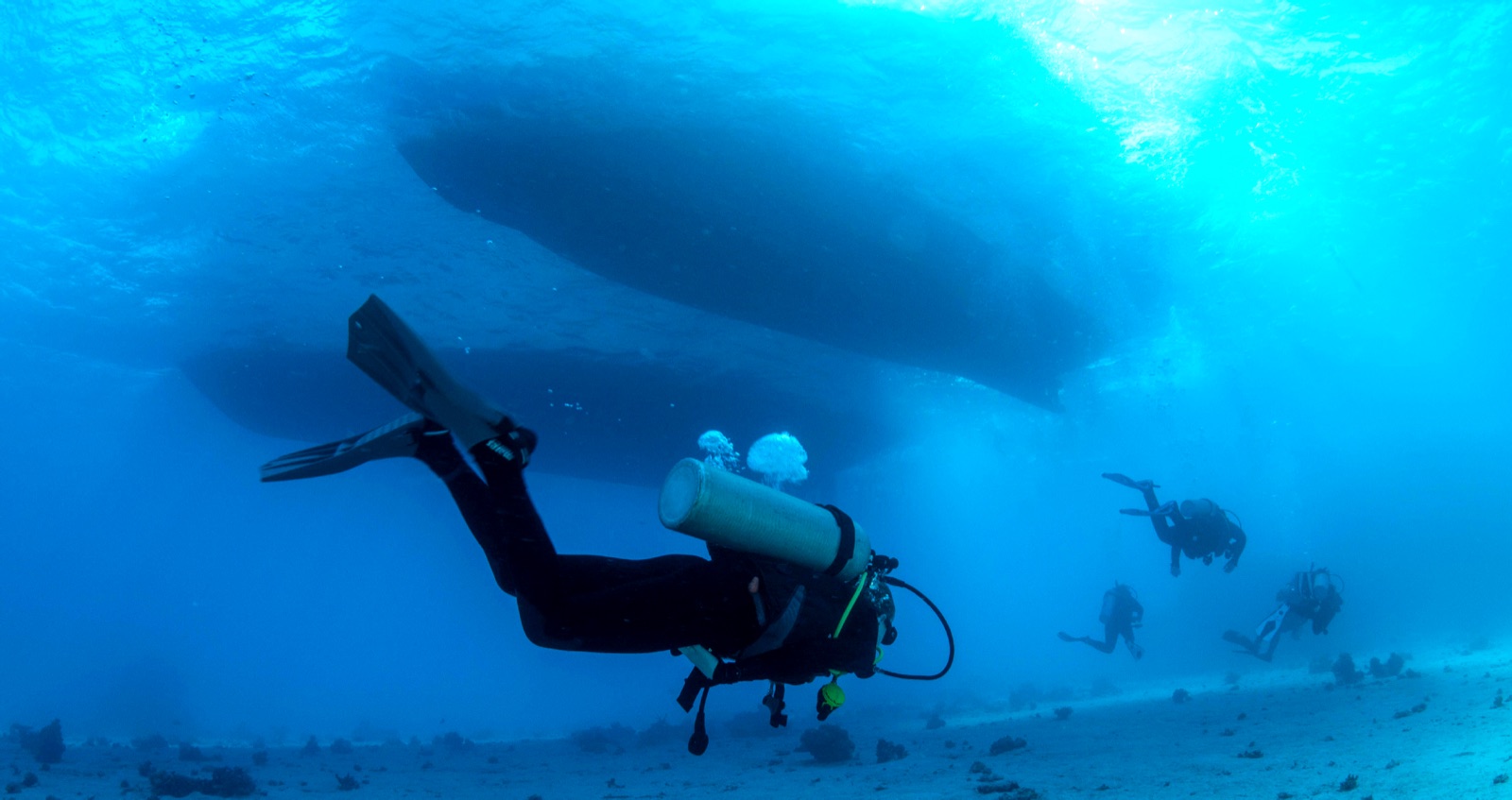 D2D — Diver-to-Diver Communications